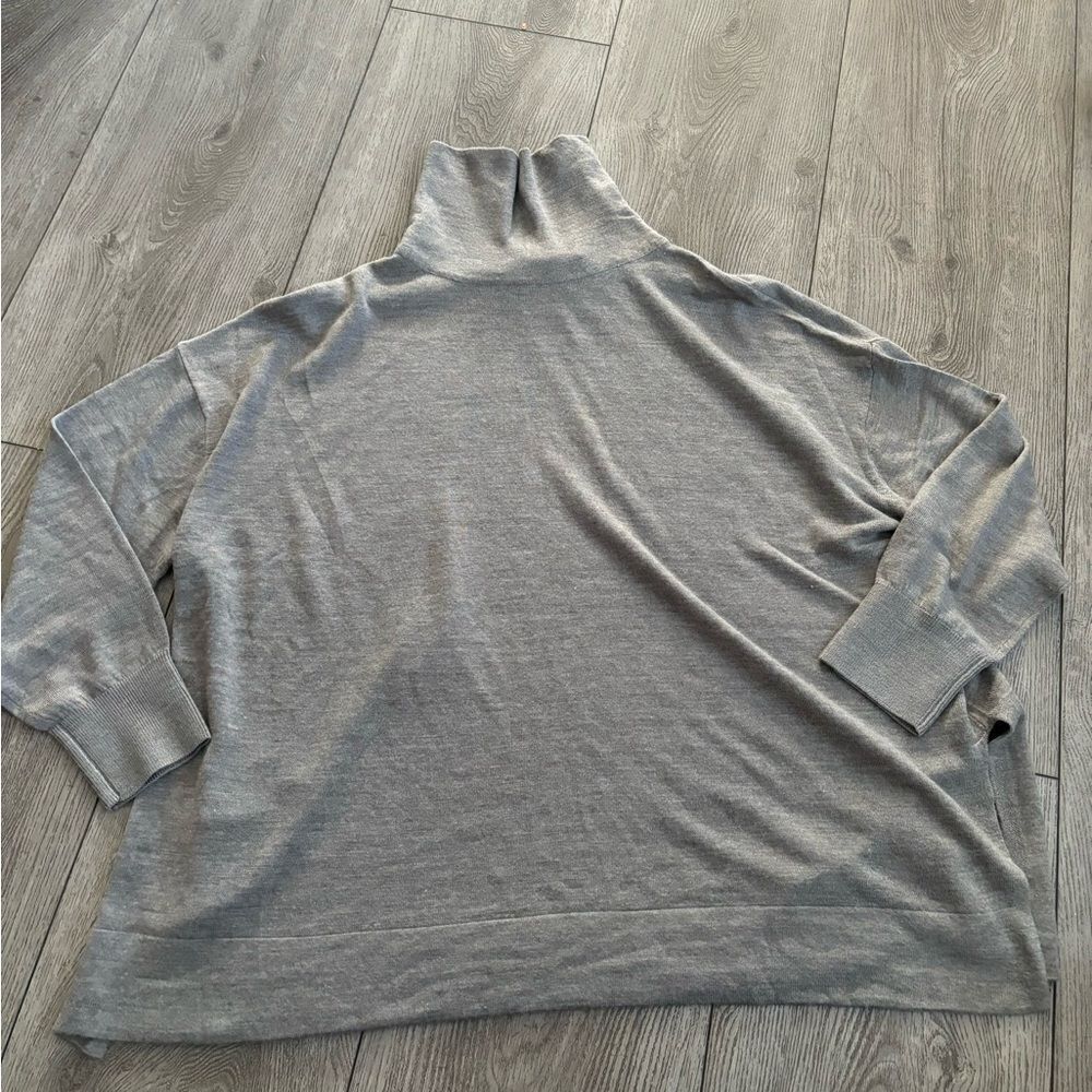 Zara woman’s turtleneck very soft and beautiful with open sides NWOT